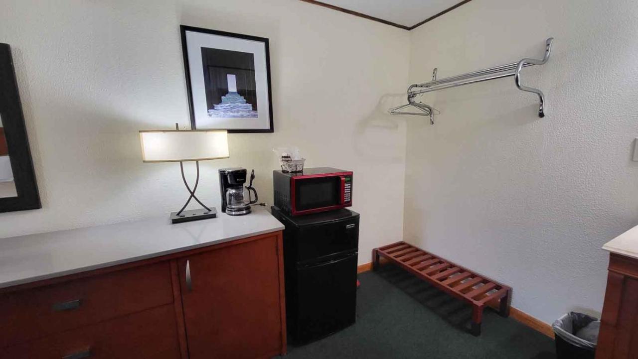 Hunter'S Friend Resort On Indian Point Luaran gambar